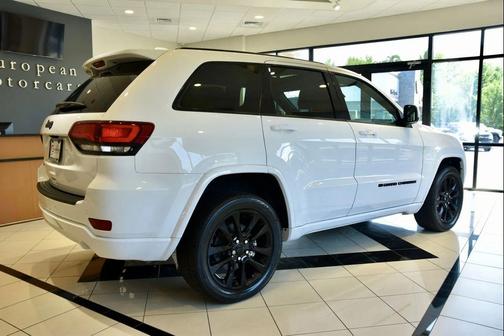 2022 Jeep Grand Cherokee Altitude