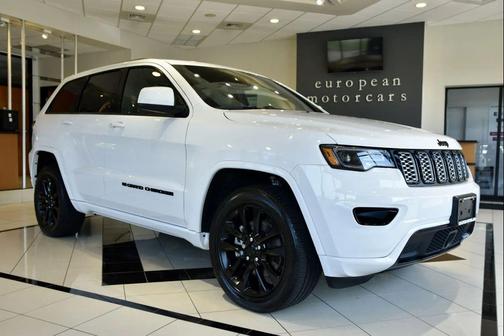 2022 Jeep Grand Cherokee Altitude