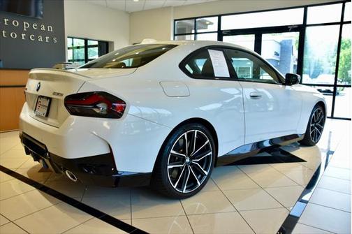 2023 BMW 230 i xDrive