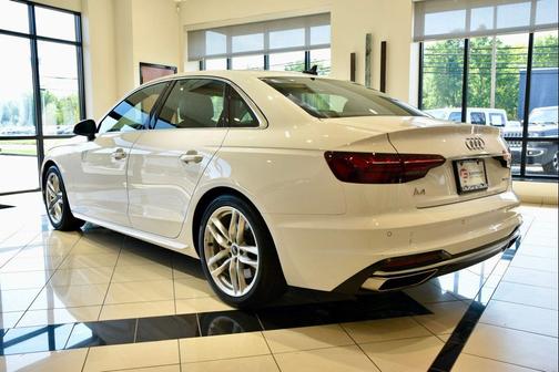 2024 Audi A4 45 S line Premium Plus