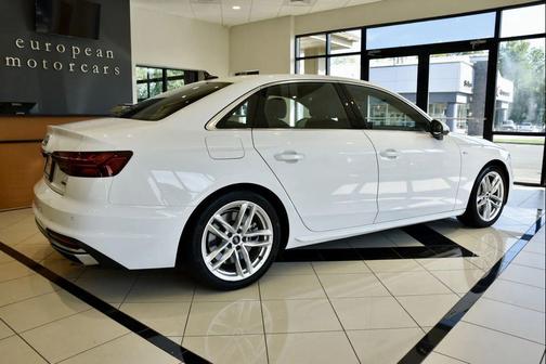 2024 Audi A4 45 S line Premium Plus