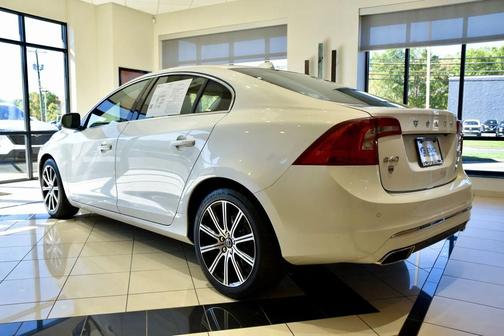 2018 Volvo S60 Inscription T5 Platinum
