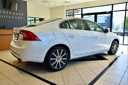2018 Volvo S60 Inscription T5 Platinum