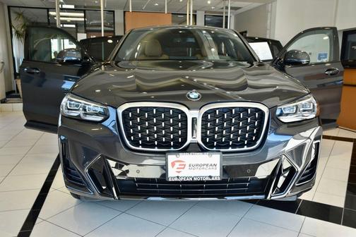 2023 BMW X4 xDrive30i