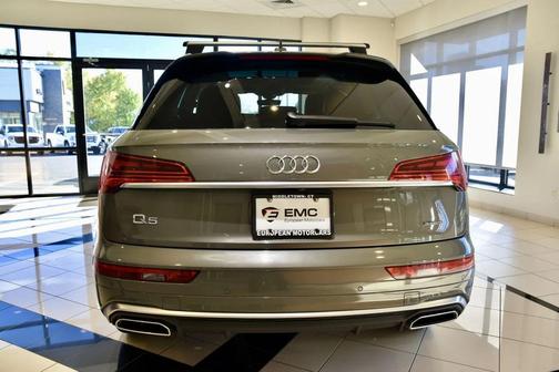 2024 Audi Q5 45 S line Premium Plus