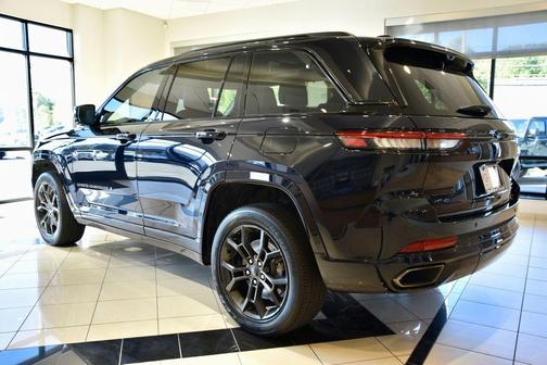 2023 Jeep Grand Cherokee 4xe 30th Anniversary