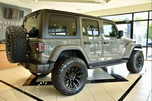 2023 Jeep Wrangler 4-Door Sahara 4x4