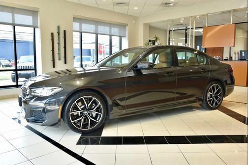 2022 BMW 530 i xDrive
