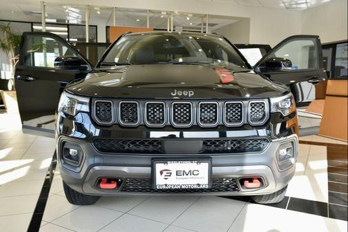 2023 Jeep Compass Trailhawk