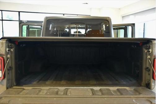 2021 Jeep Gladiator Willys 4x4