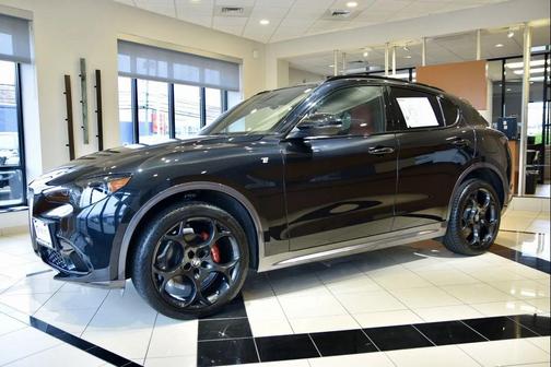 2024 Alfa Romeo Stelvio Ti