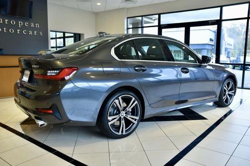 2021 BMW 330 xDrive