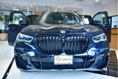 2023 BMW X5 M50i