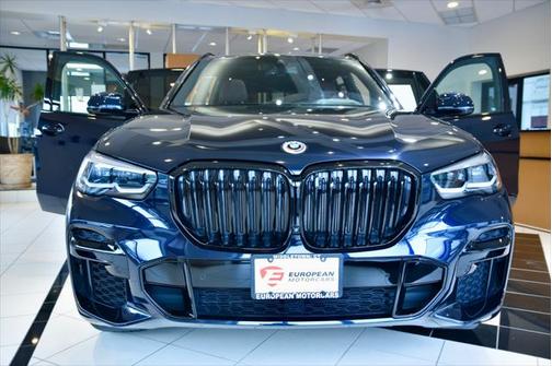 2023 BMW X5 M50i
