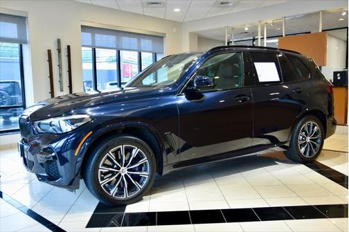 2023 BMW X5 M50i