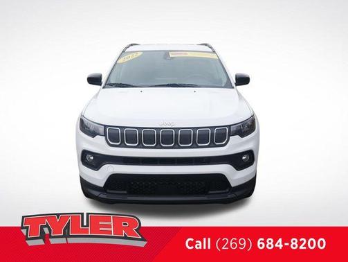 Bright White Clearcoat 2022 Jeep Compass Latitude Lux