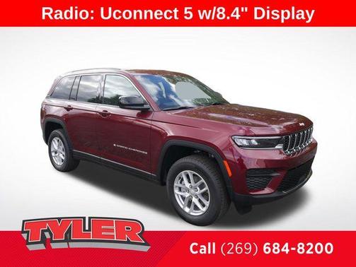2025 Jeep Grand Cherokee Laredo