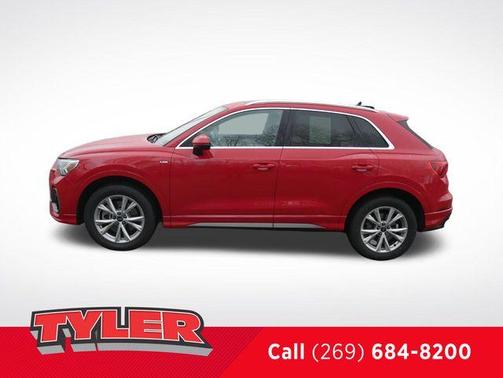 2024 Audi Q3 45 S line Premium