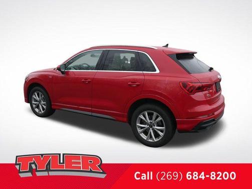 2024 Audi Q3 45 S line Premium