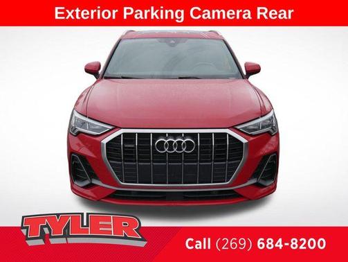 2024 Audi Q3 45 S line Premium