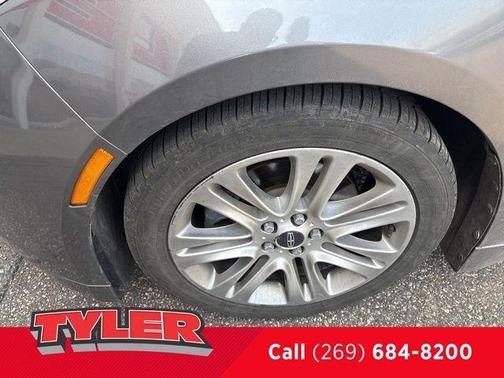 Sterling Gray Metallic 2014 Lincoln MKZ Base
