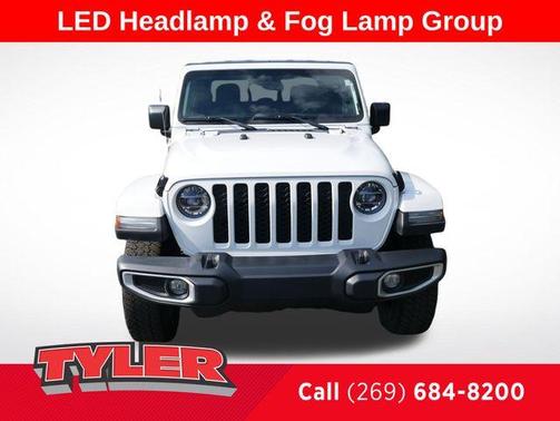 2022 Jeep Gladiator Sport