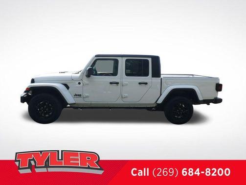 2022 Jeep Gladiator Sport