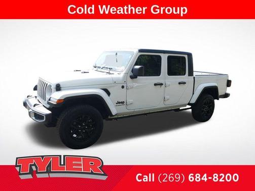 2022 Jeep Gladiator Sport