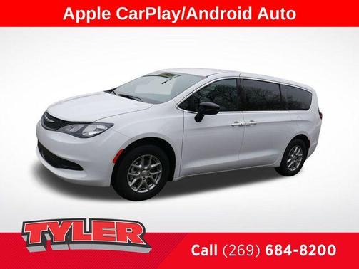 2026 Chrysler Voyager LX