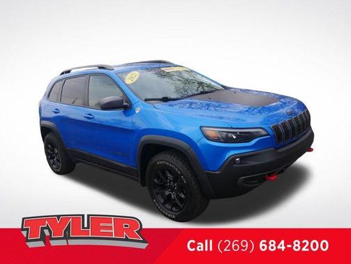 Hydro Blue Pearlcoat 2021 Jeep Cherokee Trailhawk