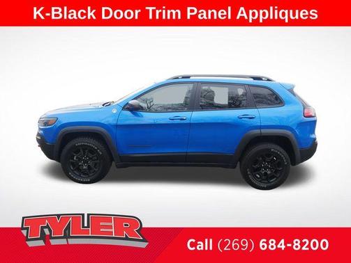 Hydro Blue Pearlcoat 2021 Jeep Cherokee Trailhawk