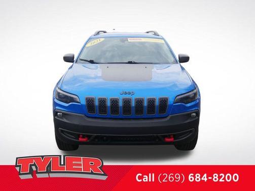 Hydro Blue Pearlcoat 2021 Jeep Cherokee Trailhawk