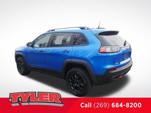 Hydro Blue Pearlcoat 2021 Jeep Cherokee Trailhawk
