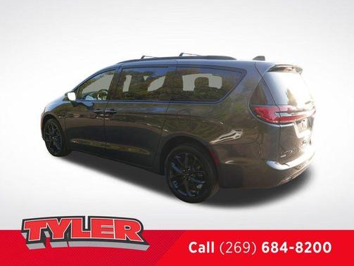 2022 Chrysler Pacifica Limited
