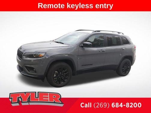 2023 Jeep Cherokee Altitude Lux