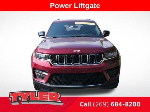 2025 Jeep Grand Cherokee Laredo
