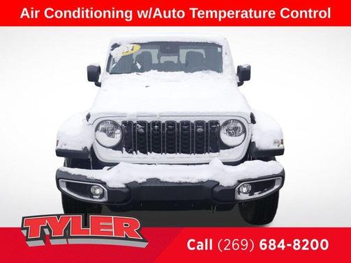 2024 Jeep Gladiator Sport