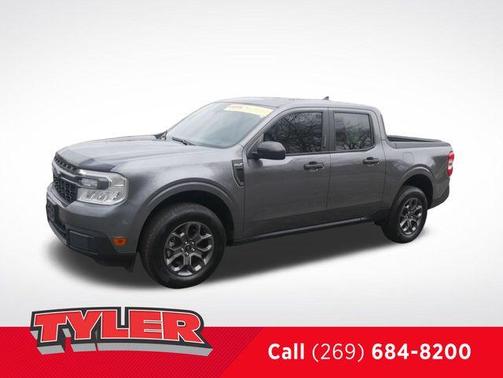 Carbonized Gray Metallic 2023 Ford Maverick XLT