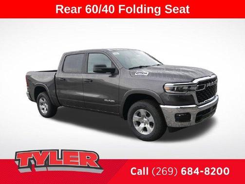 Granite Crystal Clearcoat Metallic 2027 RAM 1500 Big Horn/Lone Star
