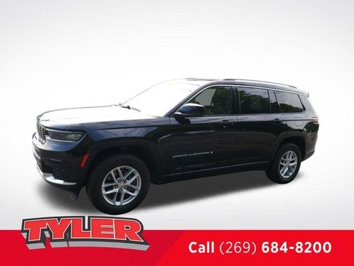 2022 Jeep Grand Cherokee L Laredo