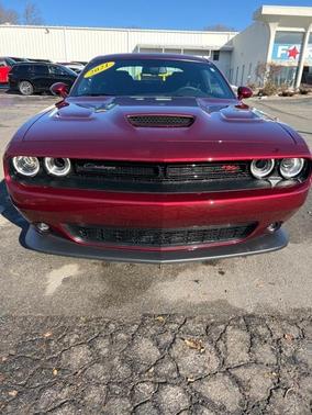 Photo 2 of 28 of 2021 Dodge Challenger R/T Scat Pack