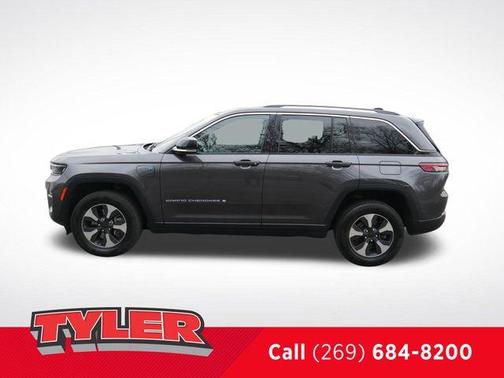 2022 Jeep Grand Cherokee 4xe Base