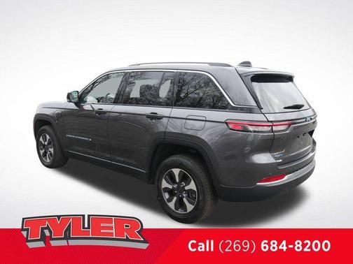 2022 Jeep Grand Cherokee 4xe Base