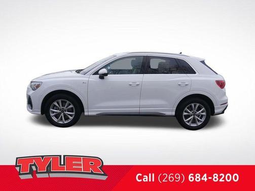 2023 Audi Q3 45 S line Premium