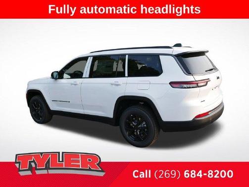 Bright White Clearcoat 2026 Jeep Grand Cherokee L Laredo