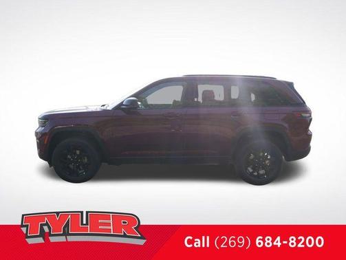 2025 Jeep Grand Cherokee Laredo