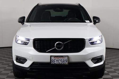 2019 Volvo XC40 T5 R-Design