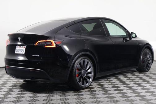 2023 Tesla Model Y Performance Dual Motor All-Wheel Drive