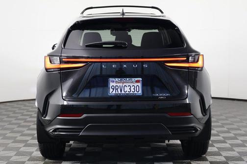 2025 Lexus NX 350h Premium