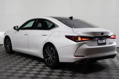 2024 Lexus ES 350 Premium